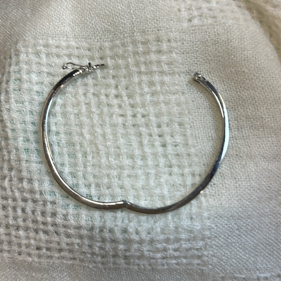 Silver cubic zirconia bangle - Picture 3 of 4